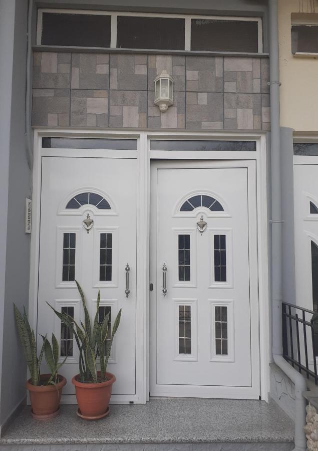 The View Attic Apartment Ioannina Exterior photo